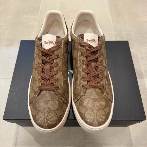 NEW IN BOX Coach Clip Signature Low Top Sneaker (Khaki/Saddle)